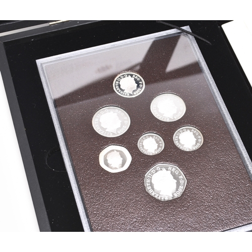 209 - UK Royal Mint sets 2008 silver proof collection Royal Shield of Arms and Emblems of Britain within f... 