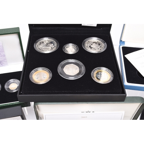 210 - A small collection of UK commemorative coinage comprising: 
2005 silver proof Piedfort 4 coin collec... 