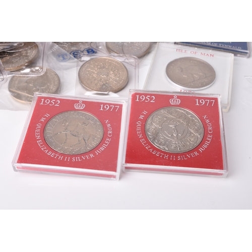 246 - An album containing a collection of UK shillings from Victoria to Elizabeth II comprising one hundre... 