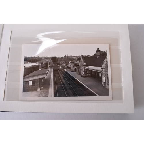 362 - Large album of mainly Edwardian picture postcards relating to Bridgnorth and environs, in excess of ... 