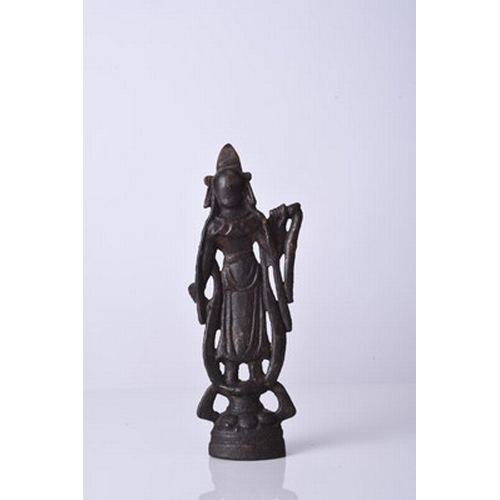 104 - A Sino-Tibetan bronze alloy figure of a bodhisattva, 18th/19th century 15cm high Condition:Generally... 