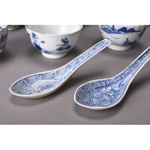 29 - A group of Chinese blue and white porcelain, mainly 18th century Including teabowls, rice bowls, two... 