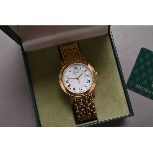 277 - Gucci: A gentleman's gold plated bracelet watch Ref. 7300, 1996, quartz movement, white dial with Ro... 