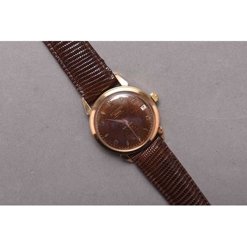 304 - Universal Geneve: A gentleman's gold plated Monomatic wristwatch Model: Monomatic Reference: 400101 ... 