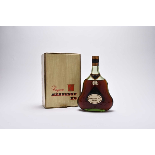 364 - Hennessy XO Cognac 1 700cl bottle, with box and inner paper bag.