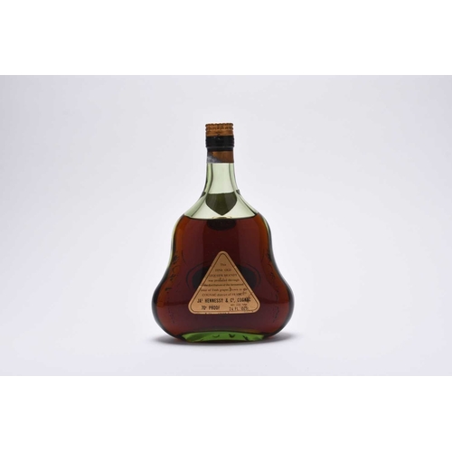 364 - Hennessy XO Cognac 1 700cl bottle, with box and inner paper bag.