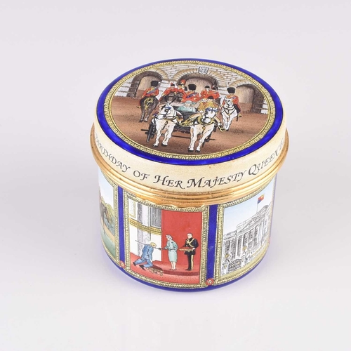 92 - A Halycon Days limited edition enamel box, Queen Elizabeth II Birthday, 1996, numbered 248/500, 5cm ... 