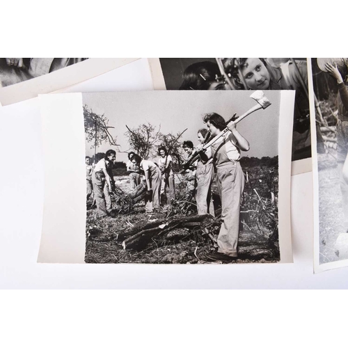 11 - PRESS PHOTOGRAPHY, WOMEN AT WAR. An interesting selection of approximately sixty-three black and whi... 