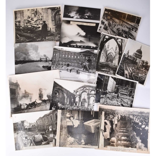 36 - PRESS PHOTOGRAPHY, Second World War. The Blitz and other bomb damage. Approximately 64 black and whi... 