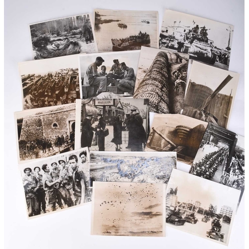 40 - PRESS PHOTOGRAPHY. A collection of assorted Second World War black and white photographs, circa 1942... 