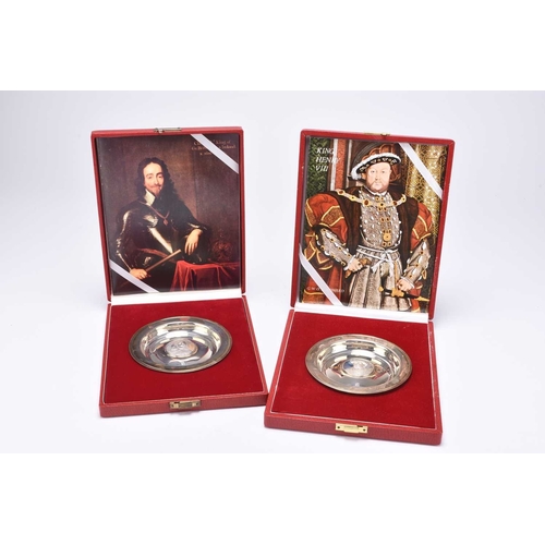 62 - A set of five cased 'Royal Lineage' series silver Armada dishes, Silver Manufacturers Ltd, London 19... 