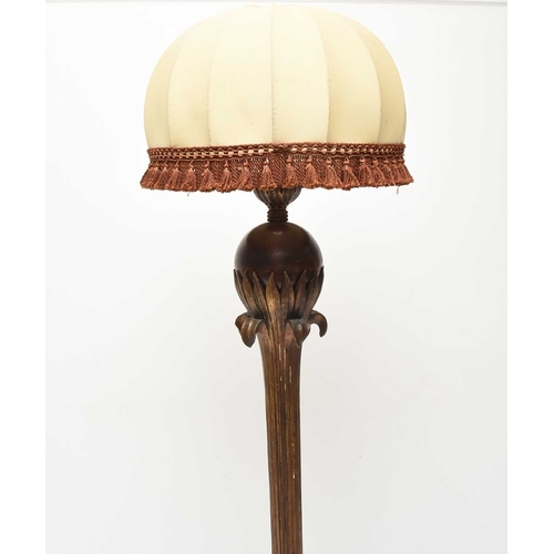 125 - Attributed to Alfred Chambon (Belgian, 1884-1973), Gilt wood standard lamp/lampadaire with lampshade... 