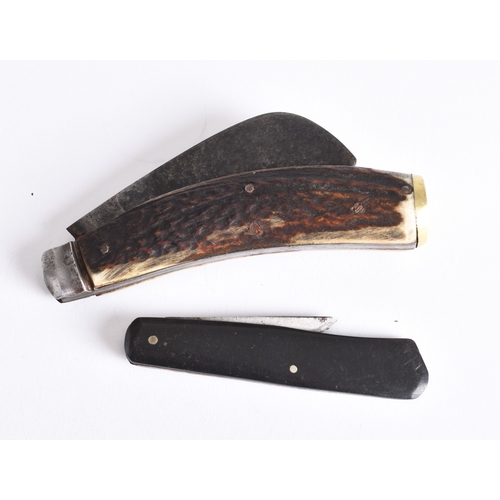 303 - A Saynor (Sheffield) folding pruning knife with horn grips, blade length 8.5cm, overall length 20cm;... 