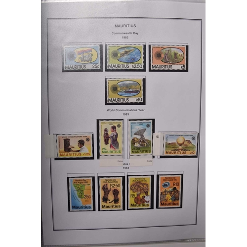 241 - Stamps and covers etc from Islands, to include; Papua New Guinea (5 albums -1960s-90s mint and used,... 