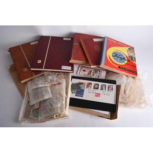 299 - A large general collection of Great Britain and World stamps, covers and booklets comprising 9 gener... 