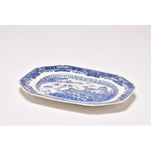 57 - A Caughley 'Willow Nankin' small meat platter, circa 1784-90, transfer-printed in underglaze blue, u... 