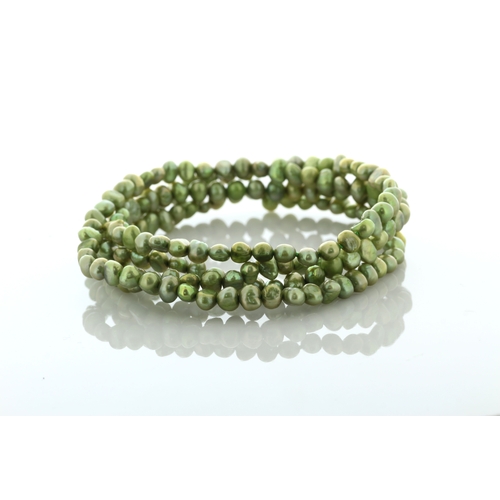 134 - 5.0 - 5.5mm baroque shaped green pearl necklace.
Pearl quality AAA. This necklace is 36 inches long.... 