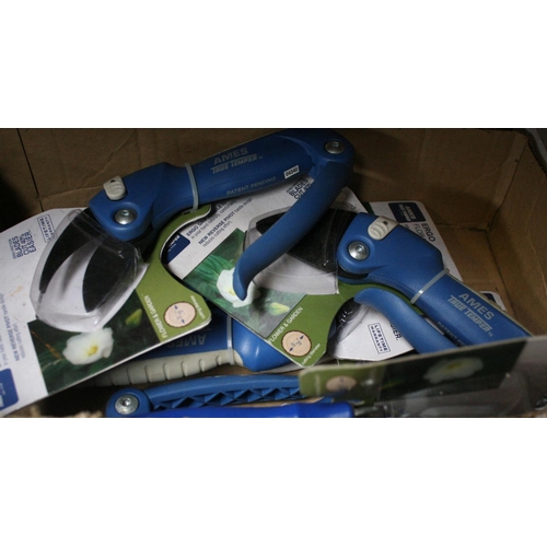 12 - 6 PAIRS OF SECATEURS BRAND NEW