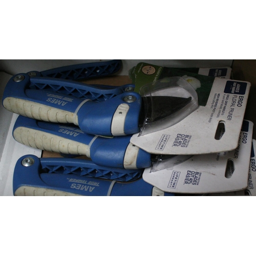 13 - 5 PAIRS OF SECATEURS BRAND NEW