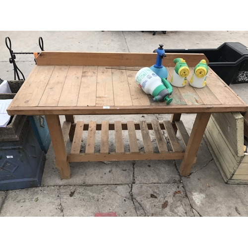 50 - A PINE GREENHOUSE BENCH AND FOUR VARIOUS GARDEN HAND SPRAYERS