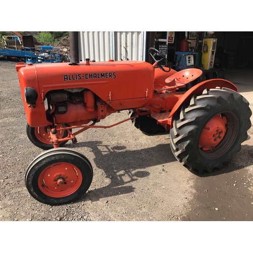 77 - A VINTAGE ALICE CHALMERS D-270 TVO/PETROL TRACTOR - GOOD STARTER AND RUNNER, NEW TYRES