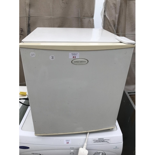 83 - A DAEWOO COUNTER TOP FRIDGE W/O