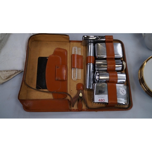 480 - A VINTAGE CASED DRESSING TABLE / TRAVELLING SET COMPRISING BRUSH, COMB ETC