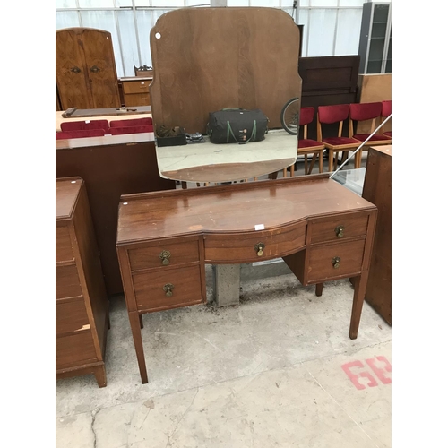 944 - AN OAK DRESSING TABLE WITH FIVE DRAWERS AND UPPER UNFRAMED BEVEL EDGE MIRROR