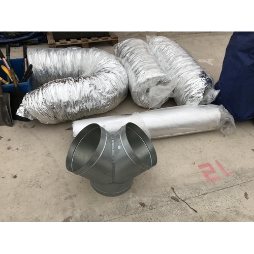 94 - HYDROPONIC ITEMS - THREE SECTIONS OF FLEXIBLE WIDE BORE DUCTING, A GALVANISED DUCT SPLITTER, A ROLL ... 