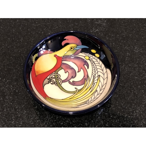 336 - A MOORCROFT POTTERY LIMITED EDITION, (22/75),BOWL DECORATED IN THE 'LESSER BIRD OF PARADISE' PATTERN... 