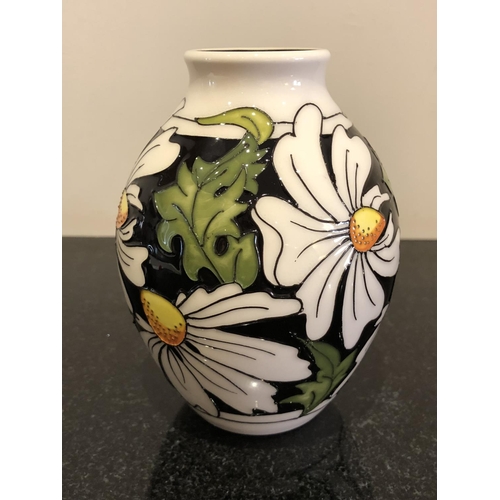 337 - A MOORCROFT POTTERY VASE DECORATED IN THE 'PHOEBE SUMMER' PATTERN DESIGNED BY RACHEL BISHOP, SHAPE N... 