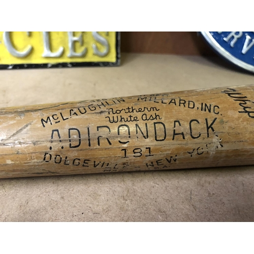 212 - A VINTAGE OFFICIAL SOFT BALL 'FLEXIBLE WHIP ACTION' ADIRONDECK MCLAUGHLIN MITTARD INC PATENTED BAT, ... 