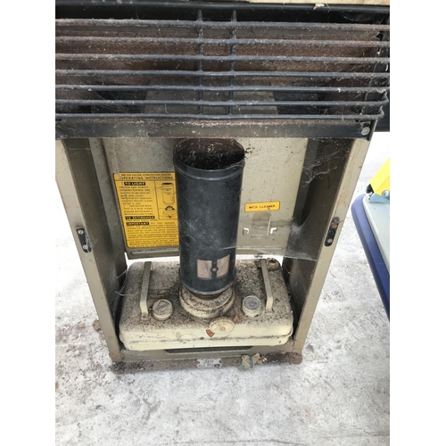 19 - A VINTAGE VALOR PARAFFIN HEATER