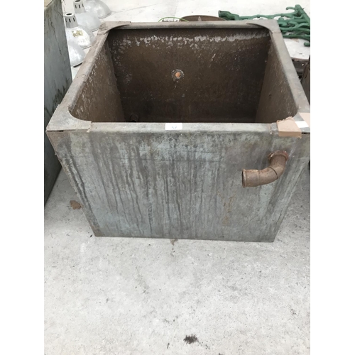 57 - A VINTAGE SQUARE GALVANISED TANK