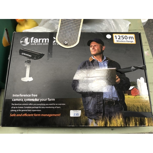 235 - A BOXED (AS NEW & WORKING) 'FARM CAM' FARM SECURITY SYSTEM WITH 1250M WIRELESS RANGE COMPLETE WITH A... 