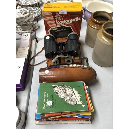 240 - A MIXED GROUP OF ITEMS TO INCLUDE VARIOUS VINTAGE MOTOR BIKE AND 'TT' RACING BOOKS, A PAIR OF 'TOHYO... 