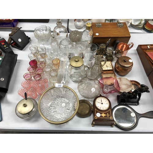 255 - A MIXED GROUP OF VARIOUS ITEMS TO INCLUDE GLASS DRINKING GLASSES, OAK BOX, 'OLYMPIC' ALARM BEDSIDE C... 