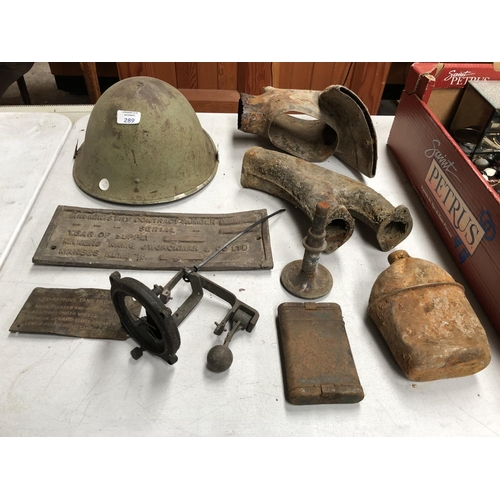 289 - A LARGE GROUP OF VINTAGE WORLD WAR II ITEMS TO INCLUDE AN 'ARTIFICIAL HORIZON', MILITARY PLANE SIGHT... 