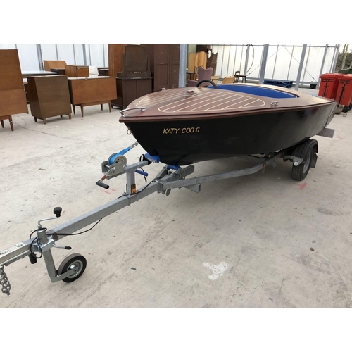 52 - A GOOD QUALITY 'RIVA' STYLE MARINE PLY SPEED / POWER BOAT - 12 FEET LONG AND AN AS NEW, SINGLE AXLE ... 