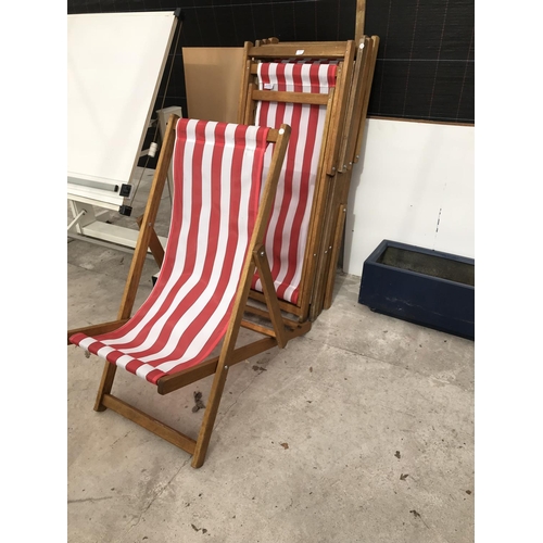 11 - FIVE DECK CHAIRS