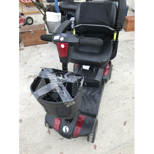 37 - A RASCAL VEO X MOBILITY SCOOTER WITH CHARGER AND REAR CARRY BAG W/O