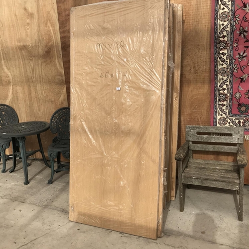 43 - 21 VARIOUS INTERNAL WOODEN DOORS 6'6