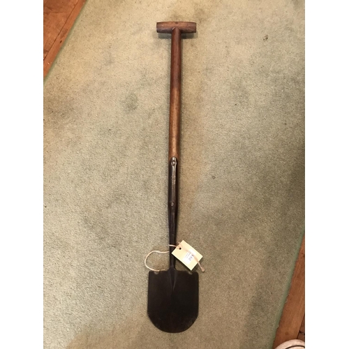 293 - A RARE 1905 PARKES MOLE CATCHER'S SPADE