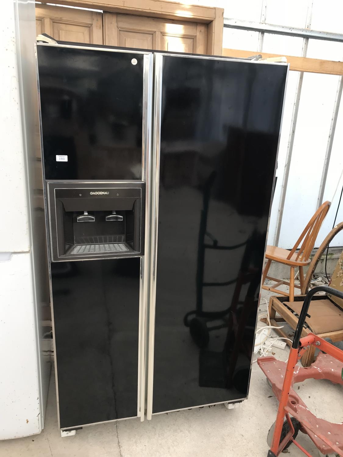 gaggenau fridge freezer with ice and water dispenser