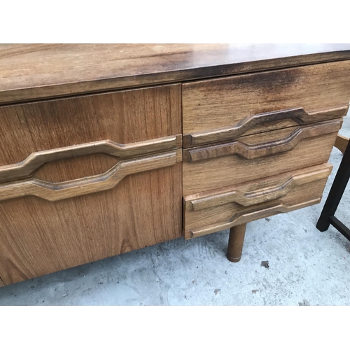 875 - A RETRO TEAK SIDEBOARD WITH THREE DOORS AND THREE DRAWERS - WIDTH 183 CM