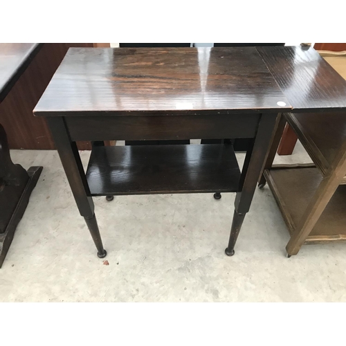 907 - AN OAK DROP END SERVING TABLE AND AN OAK TEA TROLLEY WITH SINGLE LEAD GLAZED DOOR