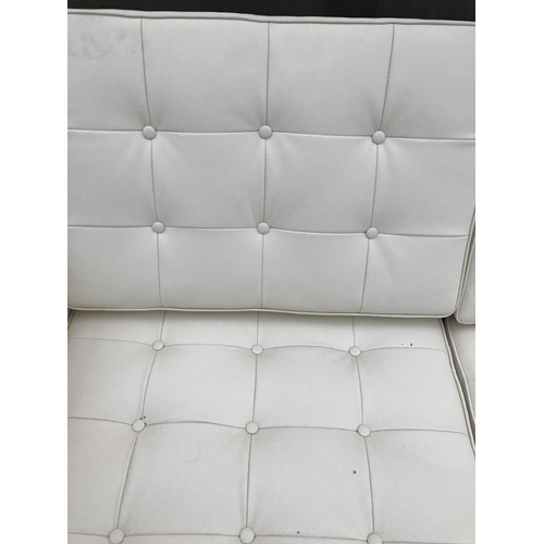 943 - A MODERN 'LE CORBUSIER' DESIGN STYLE CREAM ITALIAN LEATHER THREE SEATER SOFA ON SQUARE CHROME SUPPOR... 