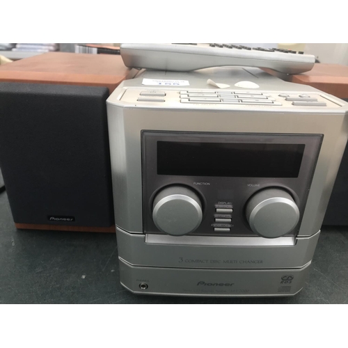 155 - A PIONEER MINI HI FI MT2000 WITH REMOTE CONTROL AND SPEAKERS IN WORKING ORDER