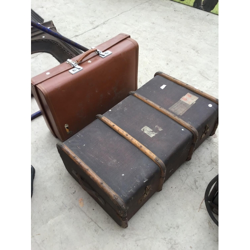 58 - A VINTAGE BOOTS TRAVELLING CASE WITH INNER TRAY (A/F) AND A FURTHER SUITCASE