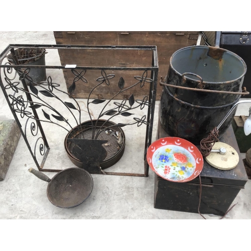 87 - A COLLECTION OF VINTAGE ITEMS TO INCLUDE PANS, STORM LAMP, PETROL CAN, METAL BOX, LAMP, SIEVES, FIRE... 